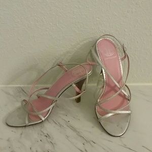 LILLY PULITZER Silver Srappy 3 1/2 inch Heels Sz 6